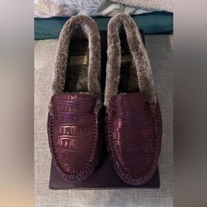 Johnston & Murphy Italian Wine Croc Print Suede, Size 7!